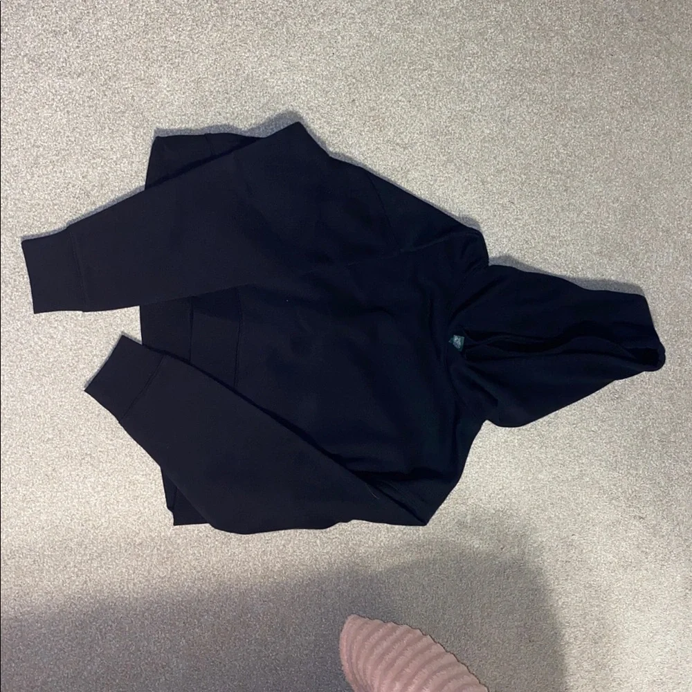 NWOT Wild Fable Black Cropped Hoodie - Picture 3 of 6